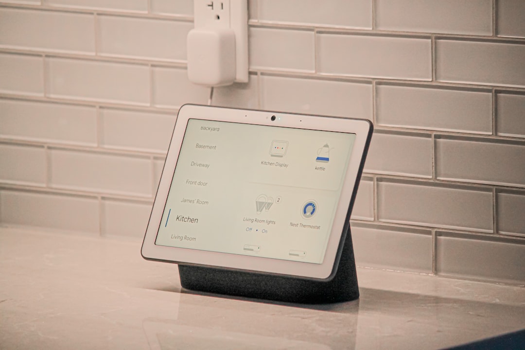 Google Nest Mini altavoz inteligente con Google Assistant
